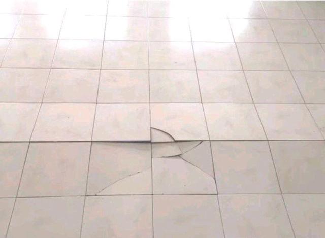 阳台墙砖空鼓怎么处理(阳台墙砖空鼓怎么处理最好)